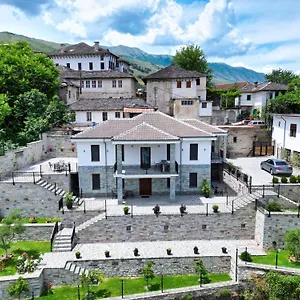 https://villa-castlefront.albaniahotels.org